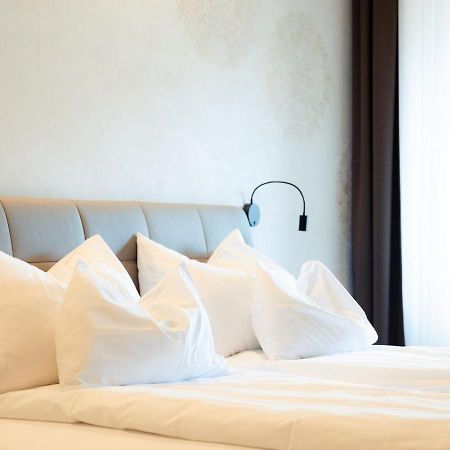 Aparthotel Lavilo Main Square Graz Esterno foto